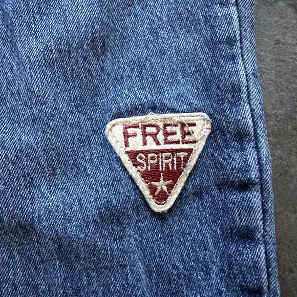 Size 26 - Articles Of Society Women's Distressed Jeans Dark Wash Patches - Picture 10 of 16